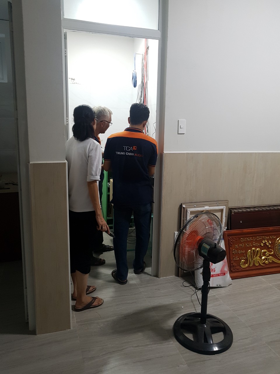 thiet-bi-toa-hoc-kinh-thanh-truc-tuyen-am-thanh-nha-tho-den-thanh-vinh-son